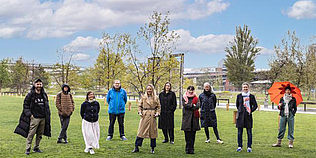 Gruppenfoto Mitglieder GCC Berlin auf Wiese