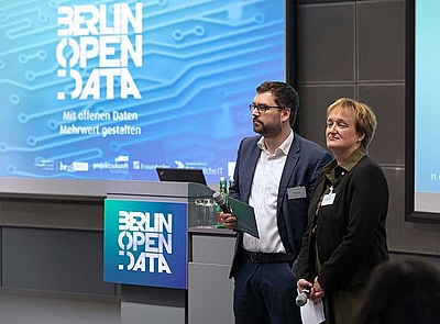Sebastian Askar und Prof. Dr. Ina Schieferdecker begrüßen zum Open Data Day 2018